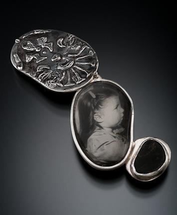 Memory Stone Brooch by Lora Hart Memory Stone Brooch by Lora Hart